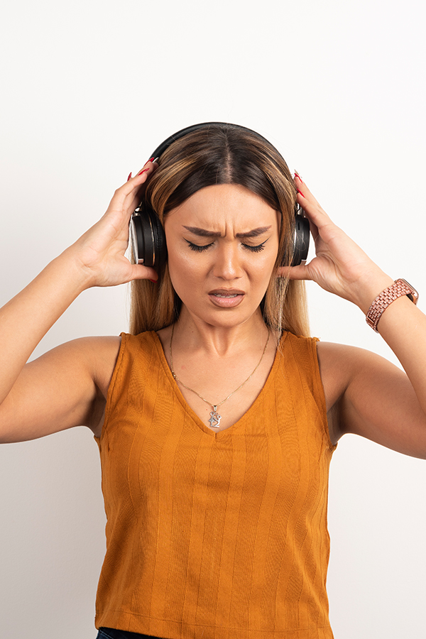 Bright-Lights-and-Loud-Sounds